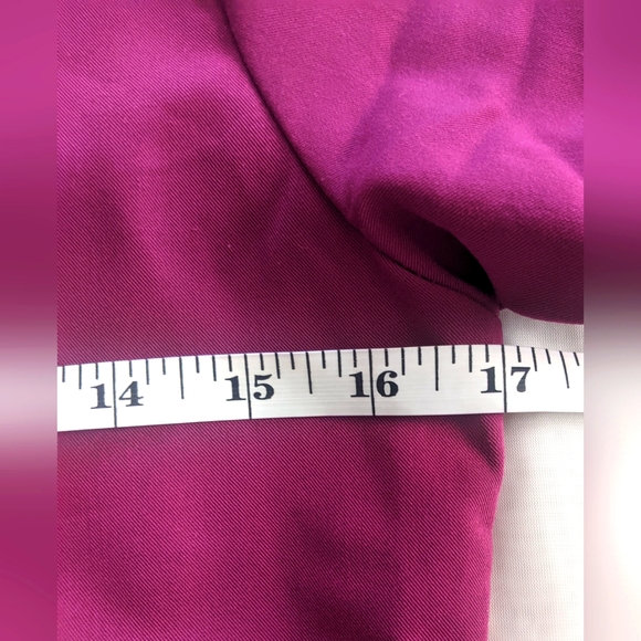 Jockey Women's Classic Fit Tri Blend Solid Scrub Top - Picture 4 of 9